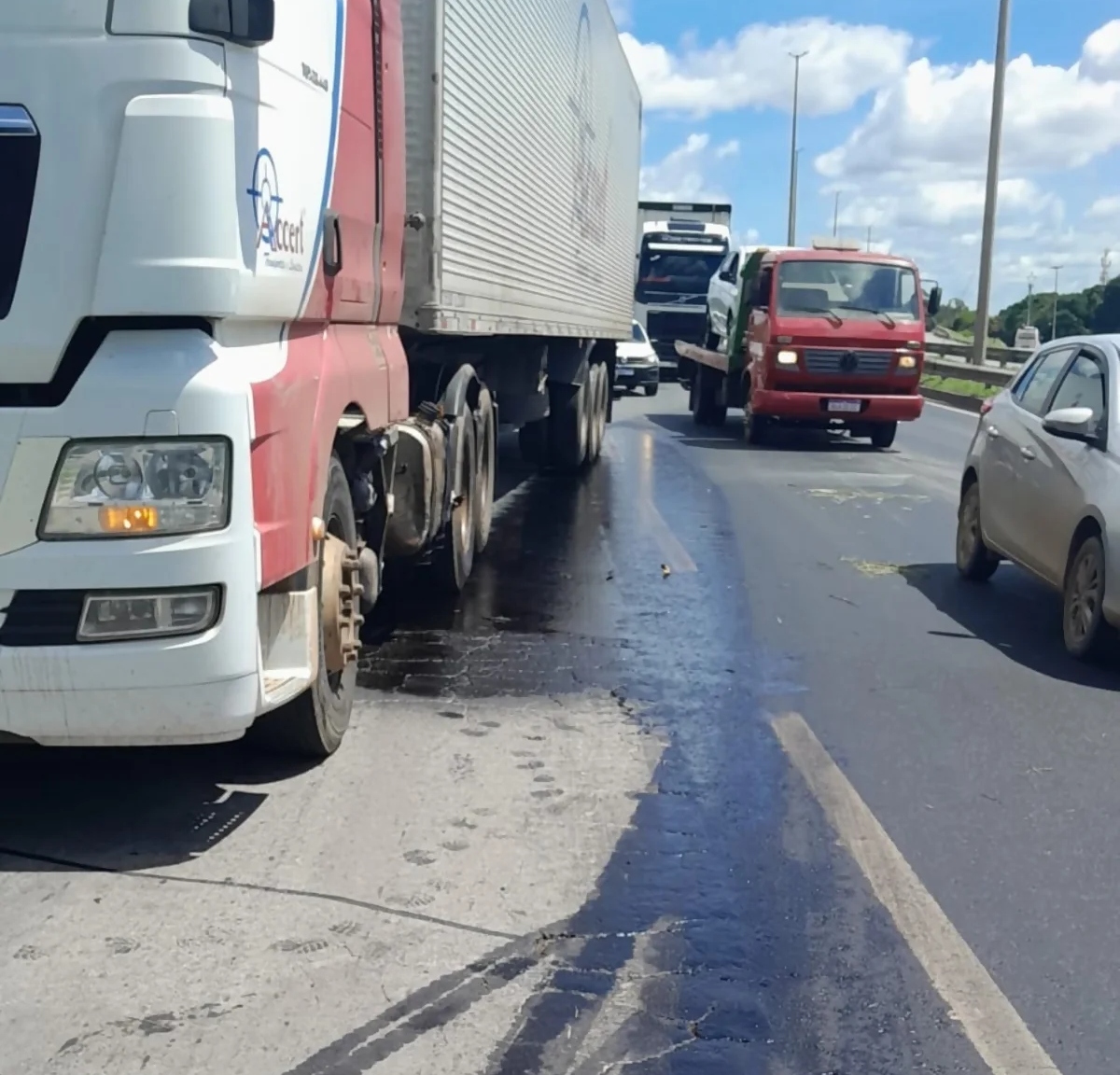 BR-153/GO foi liberada ao tráfego, após interdição parcial em Goiás