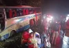 Colisão entre 2 ônibus deixa 5 feridos na BR-251, em Francisco Sá (MG)