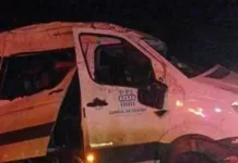 Colisão entre van e caminhão mata quatro estudantes na BR-116/BA
