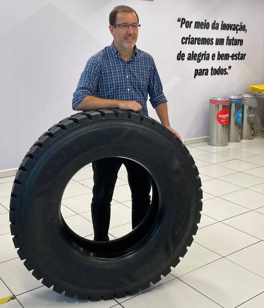 Dunlop coloca no mercado brasileiro pneu para caminhões em terrenos mistos