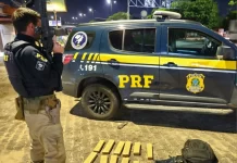 Adolescente venezuelana é presa com 10kg de maconha em ônibus, na BR-222/CE Adolescente venezuelana é presa com 10kg de maconha em ônibus, na BR-222/CE