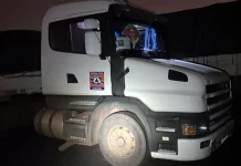 VÍDEO: Forças policiais encontram 53 kg de drogas em carga de donativos para o RS VÍDEO: Forças policiais encontram 51 kg cocaína e crack em carga de donativos para o RS