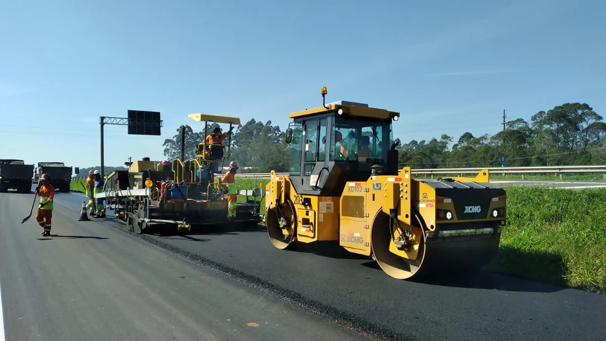 BR-101/SC recebe serviços de manutenção em trechos alternados, nesta semana