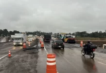 BR-386 tem mais uma faixa liberada ao tráfego na ponte seca, em Lajeado (RS) BR-386 tem mais uma faixa liberada ao tráfego na ponte seca, em Lajeado (RS)