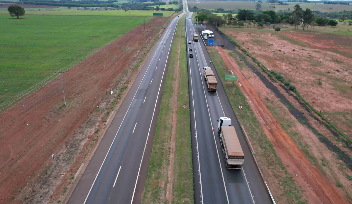 BR-365/MG terá interdições totais, em Uberlândia-MG, nesta terça-feira (11) BR-365/MG terá interdições totais, em Uberlândia-MG, nesta terça-feira (11)