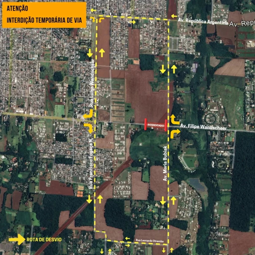 Obra da Perimetral Leste de Foz do Iguaçu (PR) interdita avenida, nesta quarta (12)