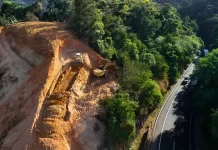Atenção, motoristas! Dutra terá bloqueio para serviços na Serra das Araras, nesta segunda (24) Atenção, motoristas! Via Dutra (BR-116) terá bloqueio para serviços na Serra das Araras, nesta segunda-feira (24).