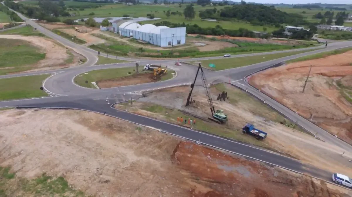 BR-116/RS terá alteração no tráfego, nesta terça (11), em São Lourenço do Sul BR-116/RS terá alteração no tráfego, nesta terça (11), em São Lourenço do Sul