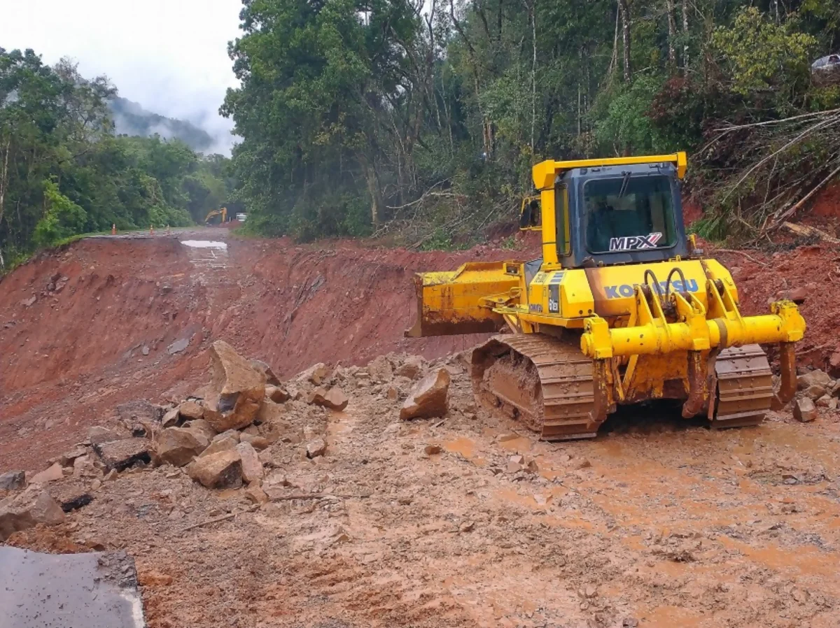 Estradas estaduais e federais do Rio Grande do Sul ainda mantêm alterações