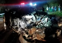Acidente entre carreta e SUVs mata 4 pessoas na BR-386, no Rio Grande do Sul Acidente entre carreta e SUVs mata 4 pessoas na BR-386, no Rio Grande do Sul