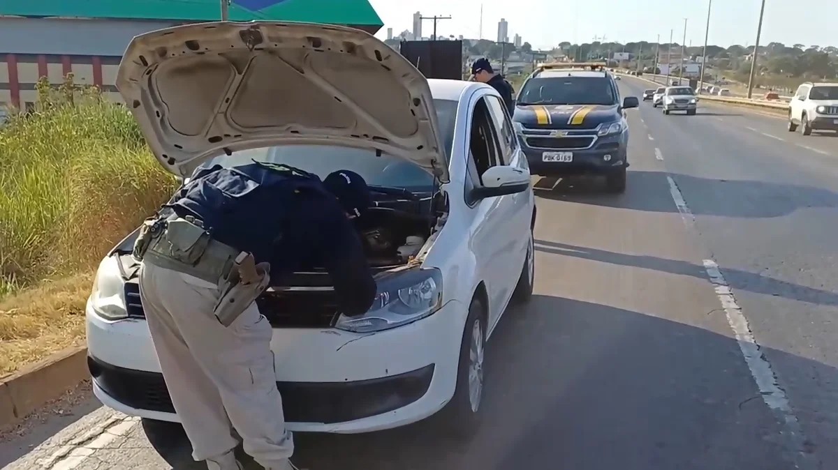 VÍDEO: Condutor inabilitado foge de fiscalização na BR-153, em Goiás