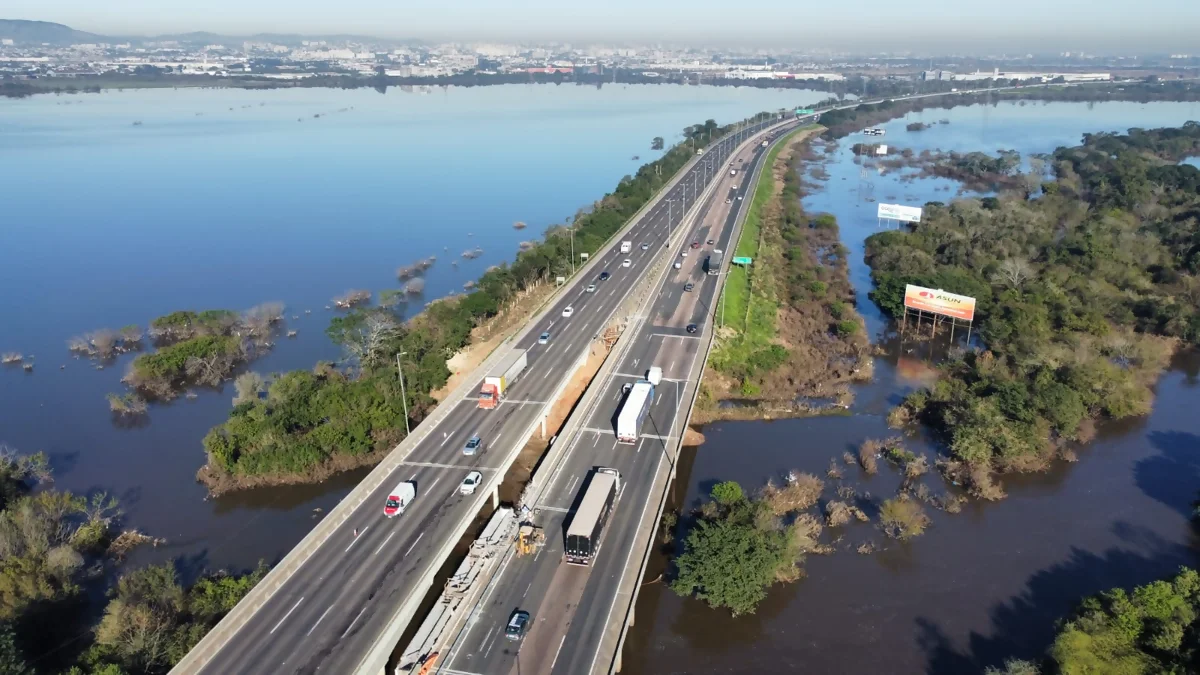 Obras na Freeway alteram o tráfego, nesta quinta (25), em Gravataí (RS) Obras na Freeway alteram o tráfego, nesta quinta (25), em Gravataí (RS)