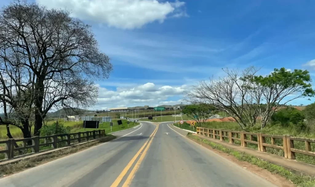 Usuários das rodovias no Sul de Minas passam a ter serviços de emergência gratuitos