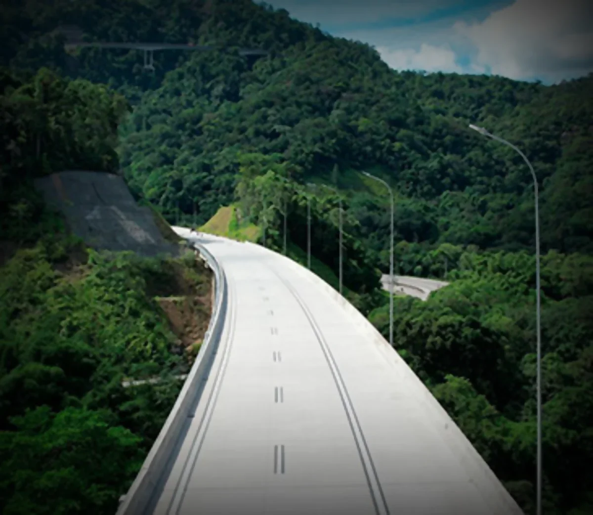 Rodovia dos Tamoios (SP-099) terá operação especial no feriado de 9 de julho Rodovia dos Tamoios (SP-099) terá operação especial no feriado de 9 de julho