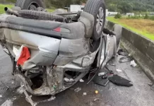 Dunga e esposa sofrem acidente na Régis Bittencourt (BR-116), no Paraná Dunga e esposa sofrem acidente na Régis Bittencourt (BR-116), no Paraná
