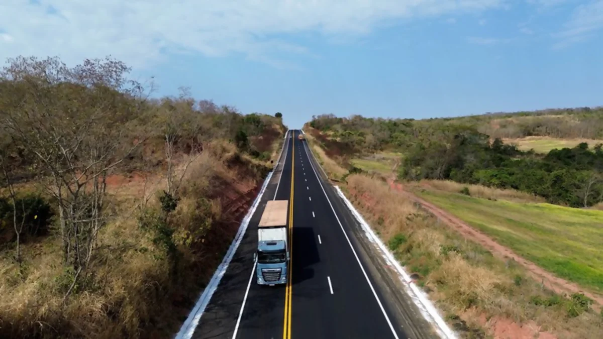 Rodovia BR-158 é revitalizada em 85 quilômetros, em Jataí (GO)