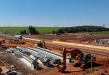 Obras de duplicação da SP-333 terá sistema ‘Pare-e-Siga’, em Assis Obras de duplicação da SP-333 terá sistema 'Pare-e-Siga', em Assis