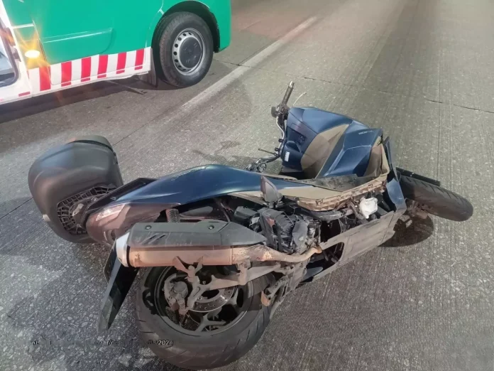 Motoqueira morre na Rodovia dos Imigrantes (SP-160), em São Vicente Motoqueira morre na Rodovia dos Imigrantes (SP-160), em São Vicente