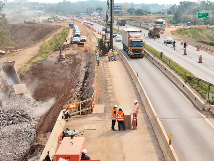 Ponte sobre Arroio Boa Vista na BR-386/RS deve ser liberada em dois meses, com data prevista para o dia 20 de outubro. Ponte sobre Arroio Boa Vista na BR-386/RS deve ser liberada em dois meses, com data prevista para o dia 20 de outubro.