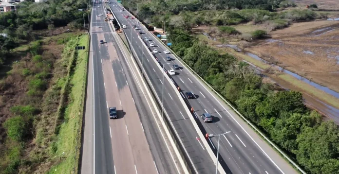 Obras na Freeway (BR-290) bloqueiam rodovia, nesta sexta (23)