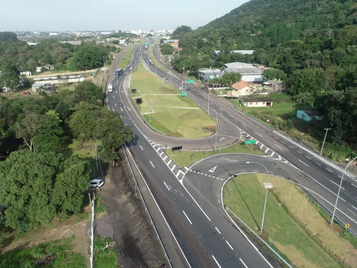 Concessionária finaliza obras em mais dois retornos na BR-101/RS Concessionária finaliza obras em mais dois retornos na BR-101/RS