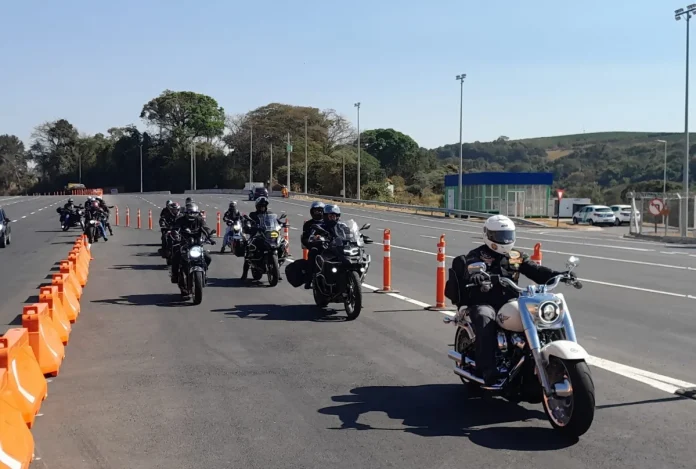 Estradas mineiras terão operação especial para passagem de moto romaria , neste sábado (14) Estradas mineiras terão operação especial para passagem de moto romaria , neste sábado (14)