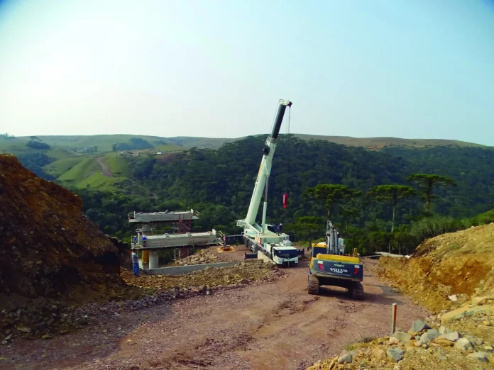 Obras avançam na nova ponte sobre o rio das Antas na BR-285/RS/SC Obras avançam na nova ponte sobre o rio das Antas na BR-285/RS/SC