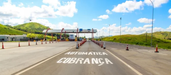 Usuários já pagam pedágios 44,61% mais baratos na Rodovia do Aço, no Rio Usuários já pagam pedágios 44,61% mais baratos na Rodovia do Aço, no Rio