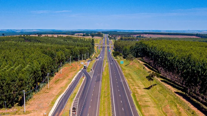 Obras alteram o tráfego na SP-225, em Espírito Santo do Turvo Obras alteram o tráfego na SP-225, em Espírito Santo do Turvo
