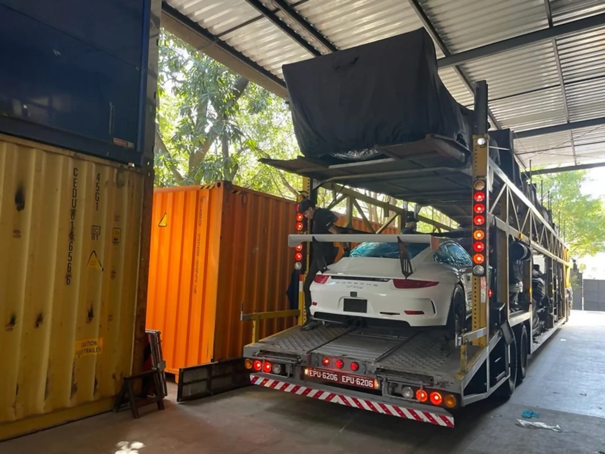 Grupo SADA transporta carros da Porsche Cup para a etapa da Argentina