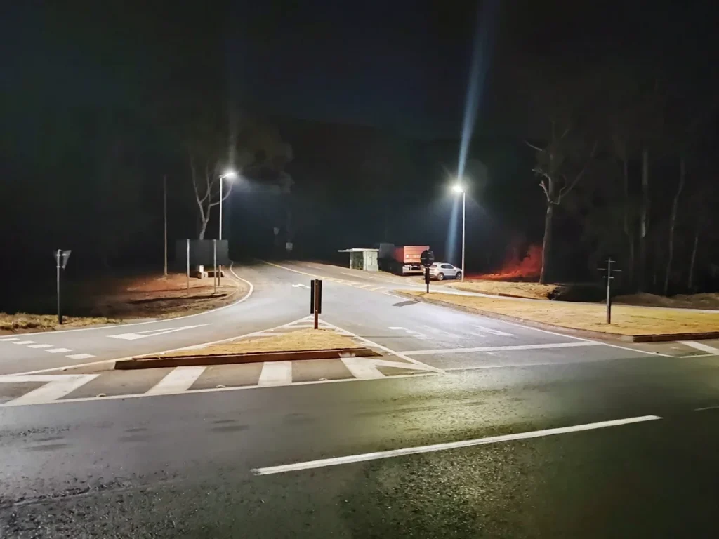 Finalizadas as obras de iluminação no trevo de Moeda na BR-040/MG
