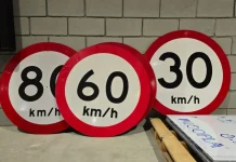 Concessionária do RS inova ao fabricar placas de sinalização em meia hora Concessionária do RS inova ao fabricar placas de sinalização em meia hora