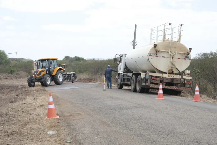 Obras de recuperação de rodovias avançam no Agreste Potiguar Obras de recuperação de rodovias avançam no Agreste Potiguar