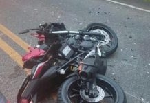 Motoqueiro morre em colisão com ônibus na SC-406, em Florianópolis Motoqueiro morre em colisão com ônibus na SC-406,em Florianópolis