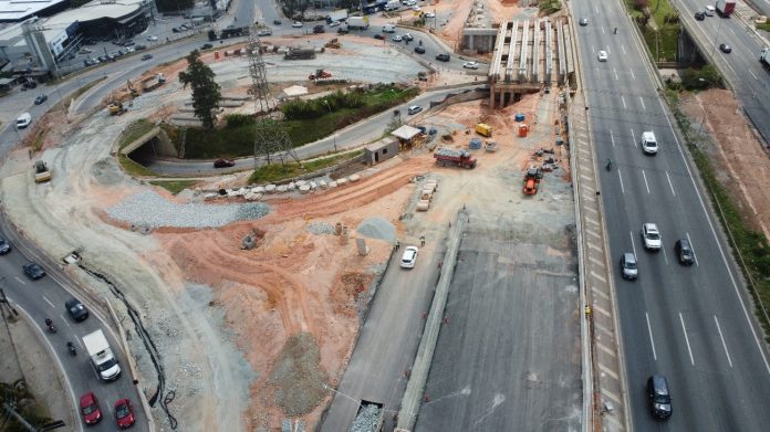 Obras no trevo de Alphaville alteram o tráfego na Castello, a partir desta sexta (18) Obras no trevo de Alphaville alteram o tráfego na Castello, a partir desta sexta (18)
