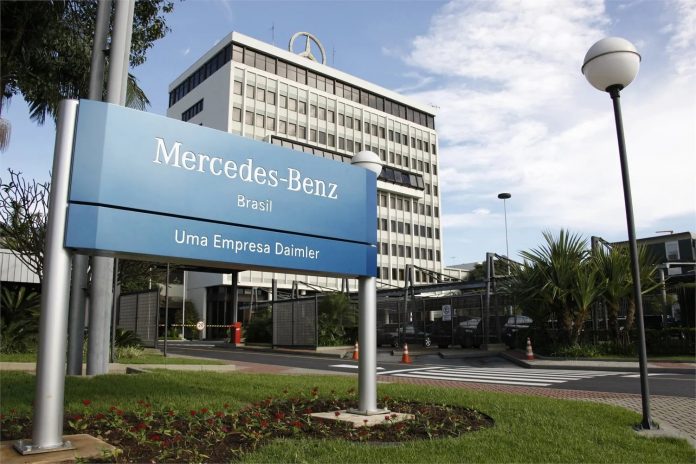 MPT condena a Mercedes-Benz a pagar R$ 40 milhões por discriminar trabalhadores lesionados MPT condena a Mercedes-Benz a pagar R$ 40 milhões por discriminar trabalhadores lesionados