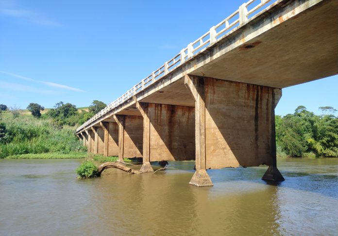 Ponte na PRC-466, entre Kaloré e Borrazópolis, será interditada, a partir desta segunda (28) Ponte na PRC-466, entre Kaloré e Borrazópolis, será interditada, a partir desta segunda (28)