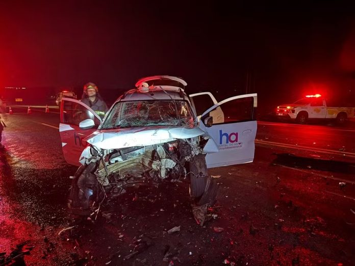Colisão envolvendo ambulância na SP-425 deixa 8 feridos, em Olímpia (SP)