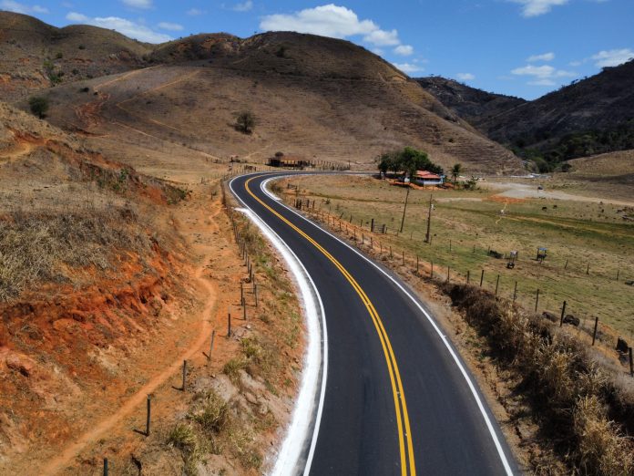 Usuários mineiros poderão acompanhar o andamento de obras de infraestrutura Usuários mineiros poderão acompanhar o andamento de obras de infraestrutura