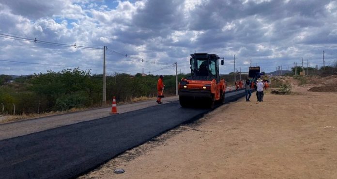 BR-225/RN é restaurada em trecho de 83 quilômetros, entre Natal e Tangará BR-225/RN é restaurada em trecho de 83 quilômetros, entre Natal e Tangará