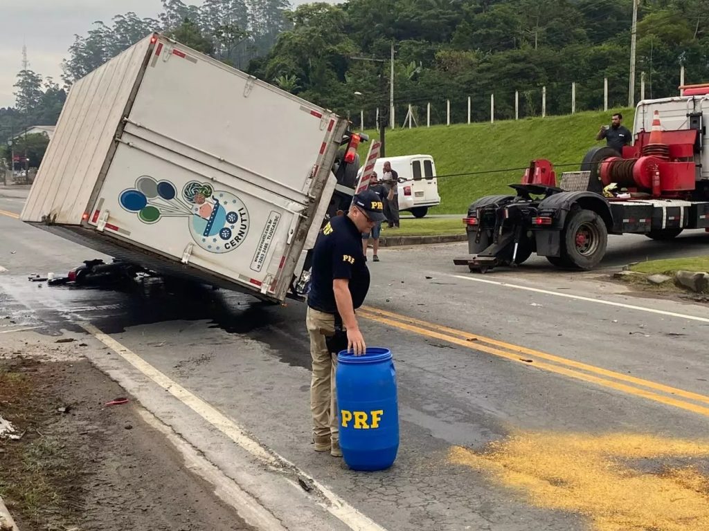 Grávida morre em acidente na BR-470, em Blumenau (SC)