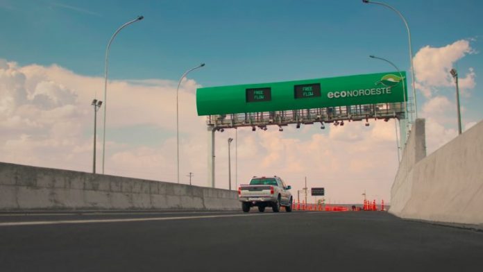 Segundo pórtico do sistema free flow na rodovia Carlos Tonanni (SP-333) já está em operação, nesta sexta-feira (1º/11). Segundo pórtico do sistema free flow na rodovia Carlos Tonanni (SP-333) já está em operação, nesta sexta-feira (1º/11).