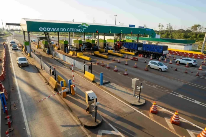 Atenção, motoristas! Aumento dos pedágios da BR-364 e BR-365 é nesta quinta (14) Atenção, motoristas! Aumento dos pedágios da BR-364 e BR-365 é nesta quinta (14)