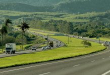 Rodovias do Sudoeste de SP devem receber 400 mil veículos no feriado da Proclamação Rodovias do Sudoeste de SP devem receber 400 mil veículos no feriado da Proclamação