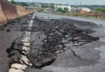 Contorno Norte de Maringá, na BR-376/PR, está totalmente interditado Contorno Norte de Maringá, na BR-376/PR, está totalmente interditado