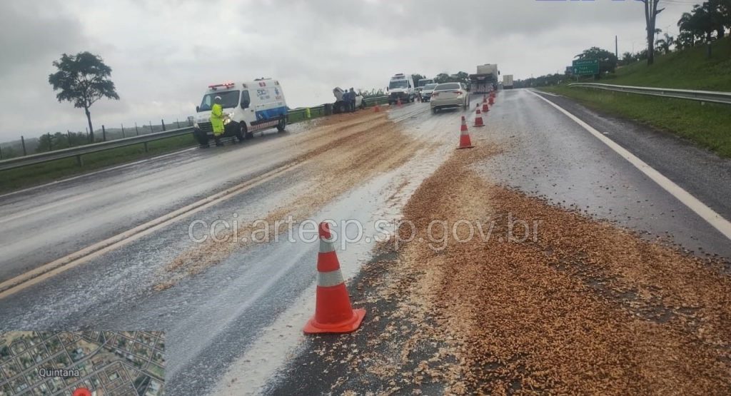 Acidente com ambulância deixa servidor gravemente ferido na SP-294, em Quintana