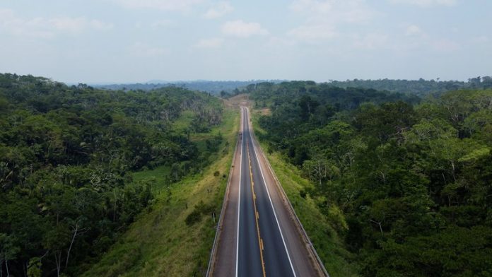 BR-163/PA tem 50 quilômetros revitalizados, entre Placas e Rurópolis BR-163/PA tem 50 quilômetros revitalizados, entre Placas e Rurópolis