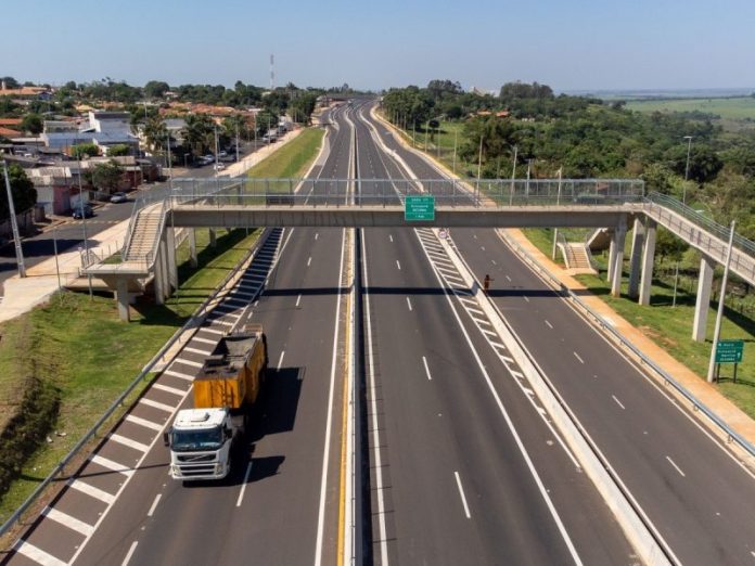Iniciada a duplicação de mais 28 quilômetros da SP-333, entre Pongaí e Guarantã Iniciada a duplicação de mais 28 quilômetros da SP-333, entre Pongaí e Guarantã