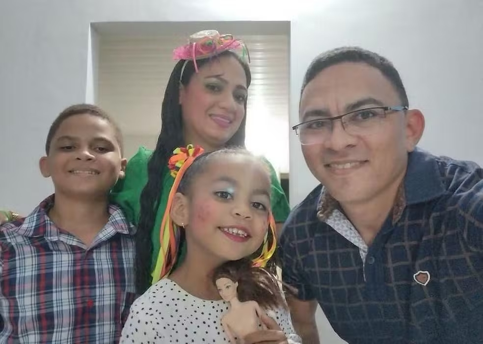 Quatro pessoas da mesma família morrem carbonizados em acidente na BR-343/PI