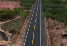 Rodovia BR-135/PI recebe melhorias em 15 km, entre Gilbués e São Gonçalo do Gurguéia Rodovia BR-135/PI recebe melhorias em 15 km, entre Gilbués e São Gonçalo do Gurguéia
